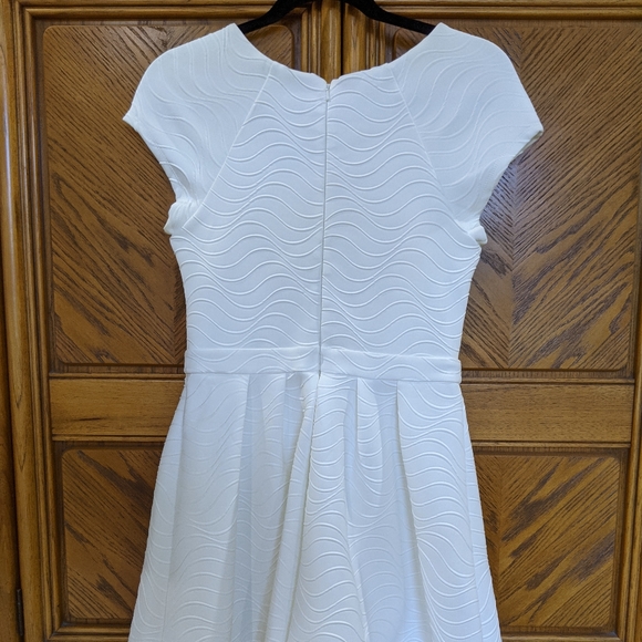 Evernew white dress - Picture 3 of 5